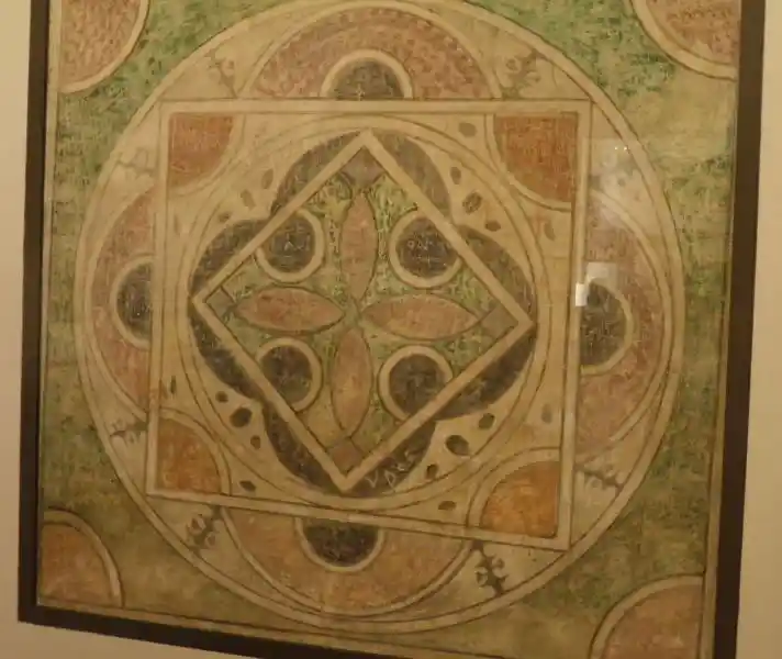 Painted panels with geometrical patterns